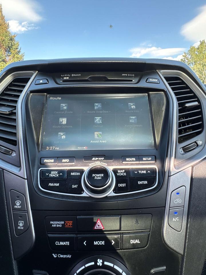 2015 Hyundai Santa Fe LIMITED Photo
