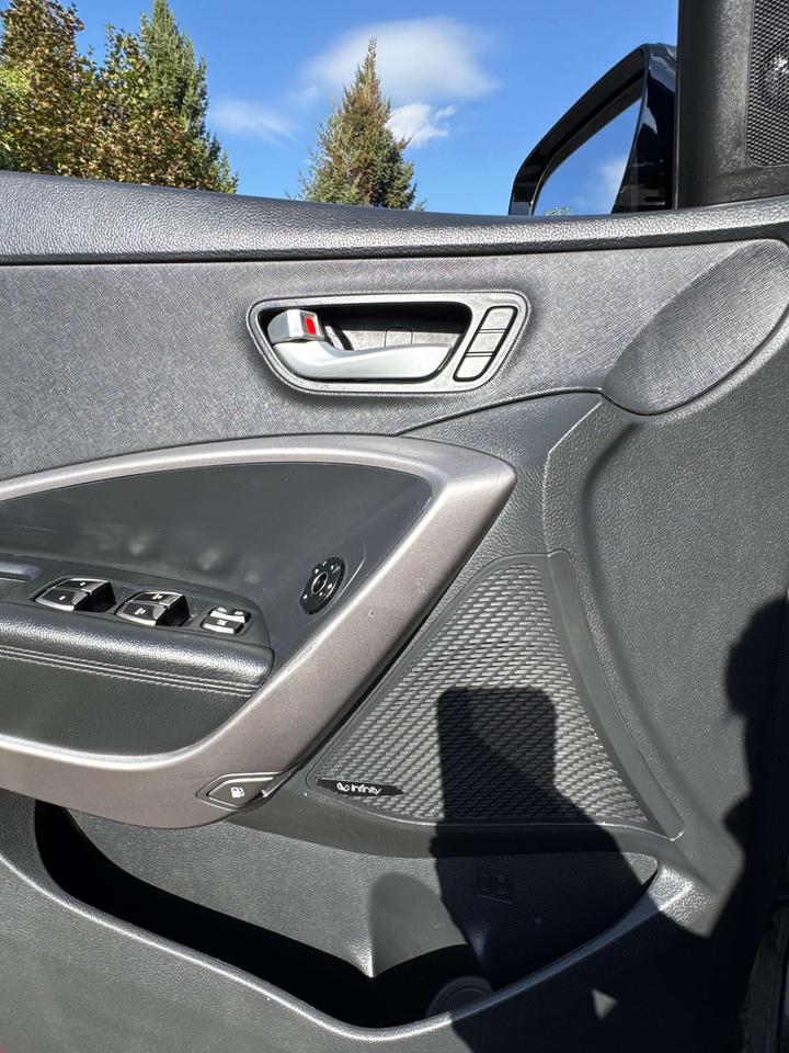 2015 Hyundai Santa Fe LIMITED Photo