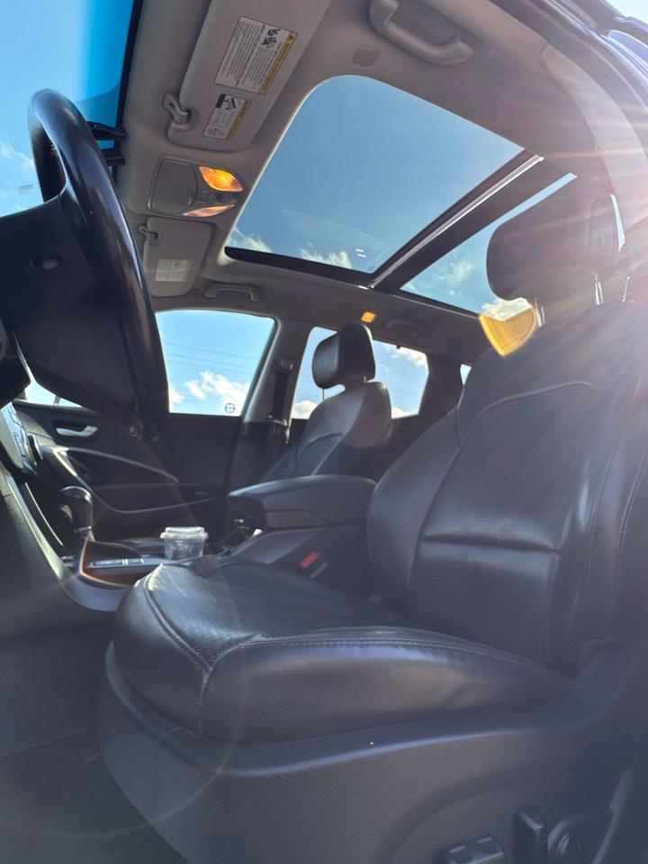 2015 Hyundai Santa Fe LIMITED Photo