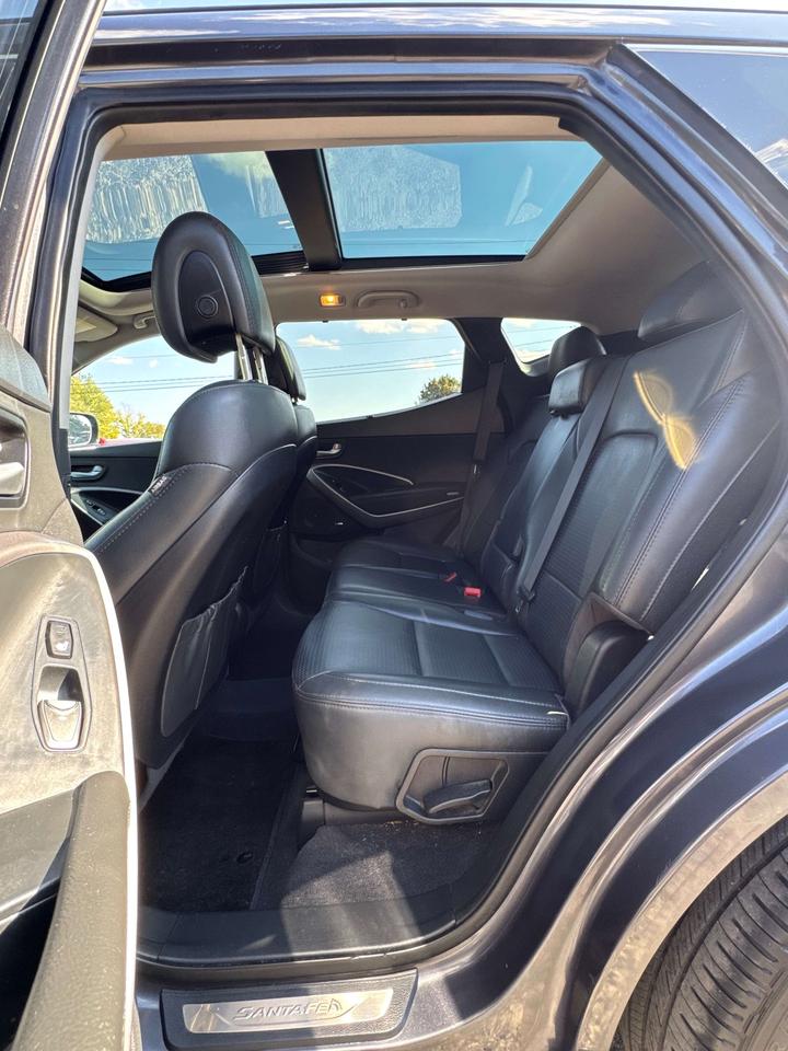 2015 Hyundai Santa Fe LIMITED Photo