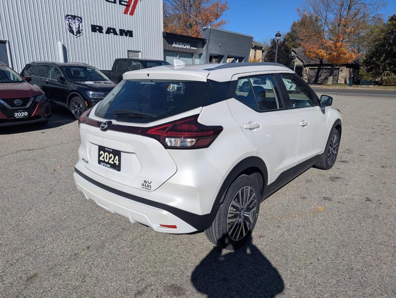 2024 Nissan Kicks SV FWD Photo