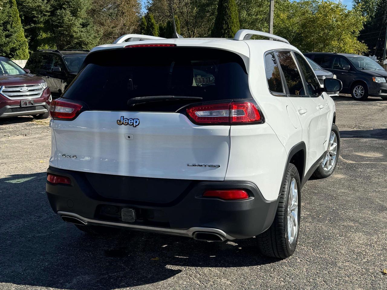 2016 Jeep Cherokee Limited Photo