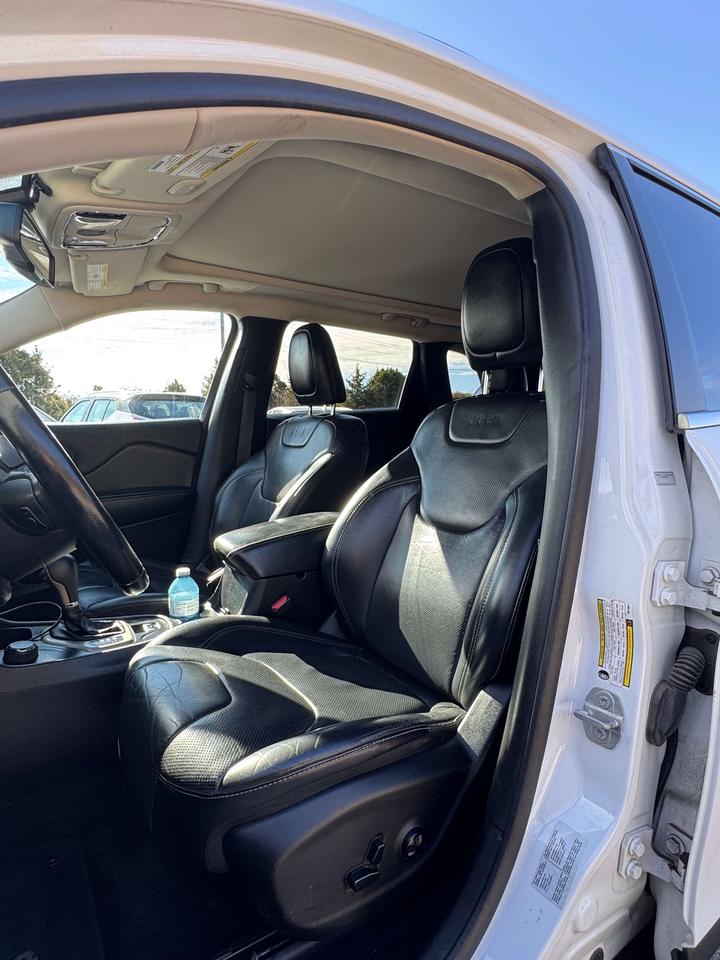 2016 Jeep Cherokee Limited Photo