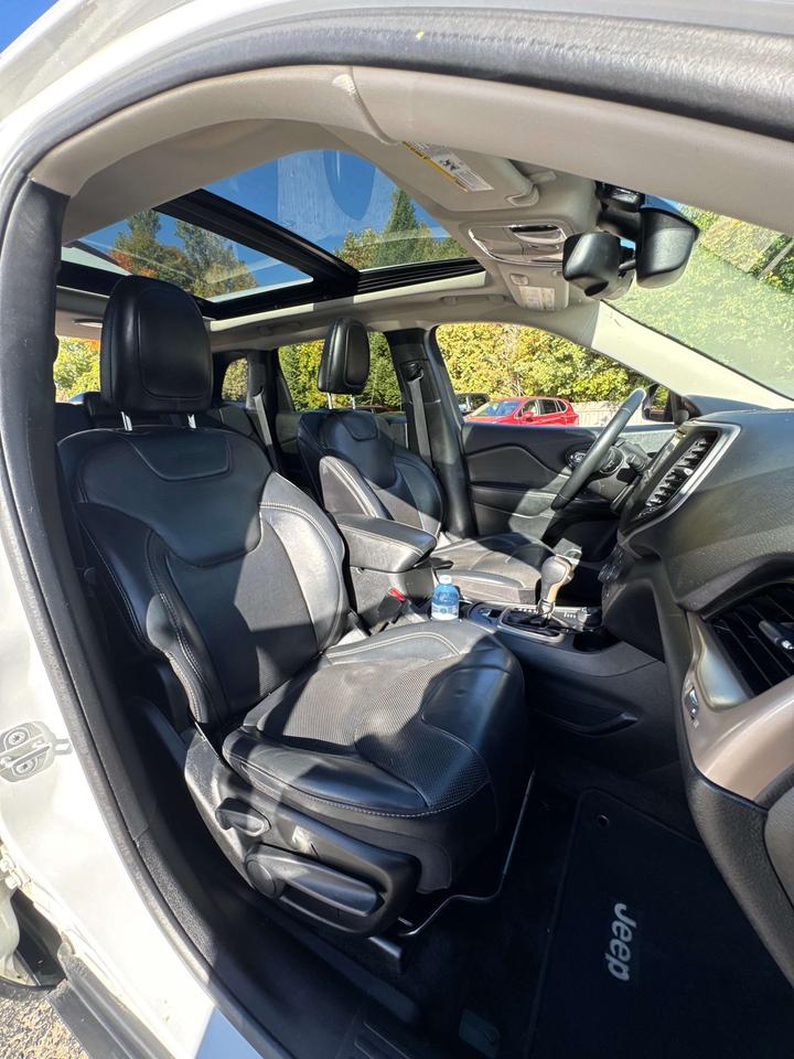 2016 Jeep Cherokee Limited Photo