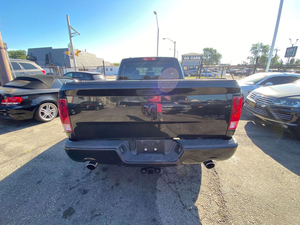 2017 RAM 1500 Express Photo