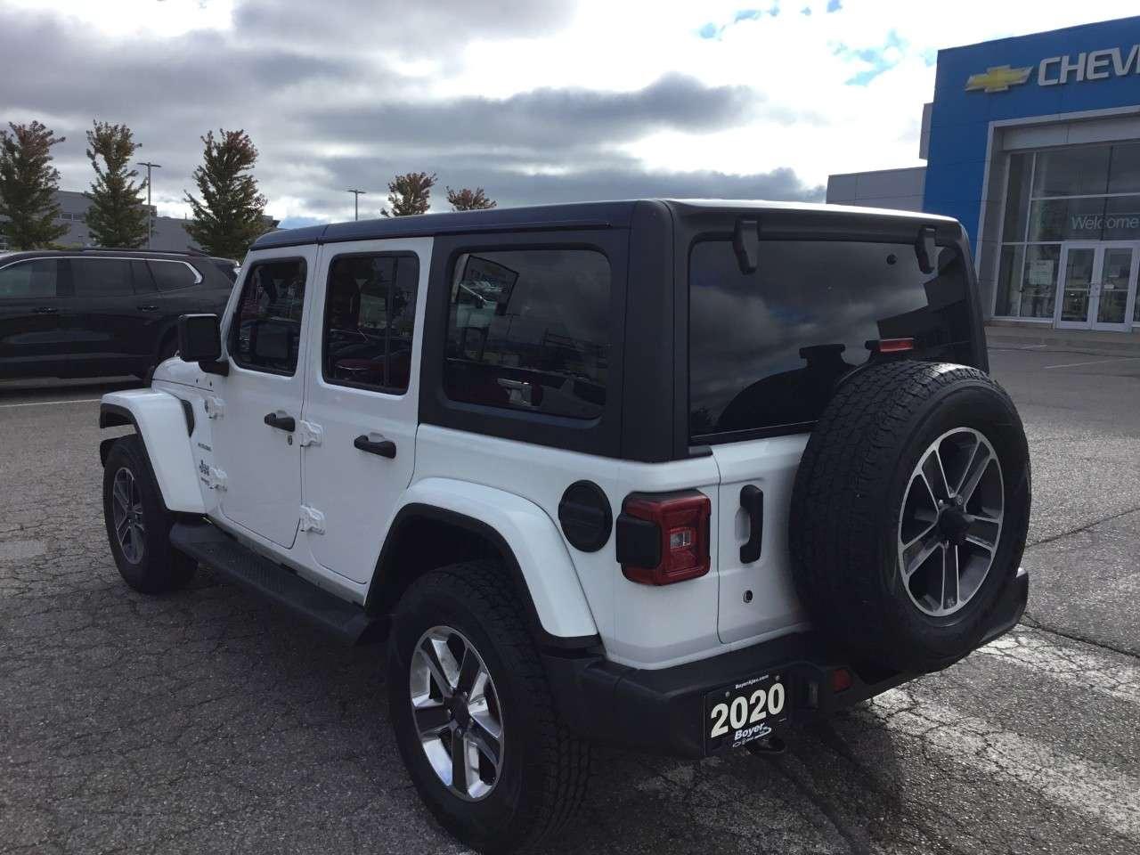 2020 Jeep Wrangler SAHARA 4X4 Photo