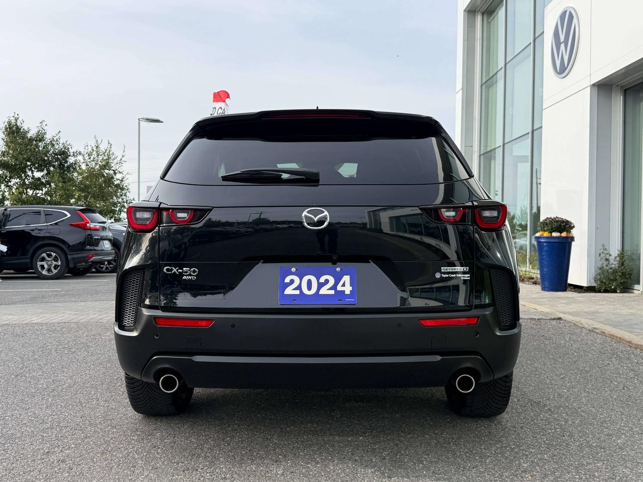 2024 Mazda CX-50 GT Photo