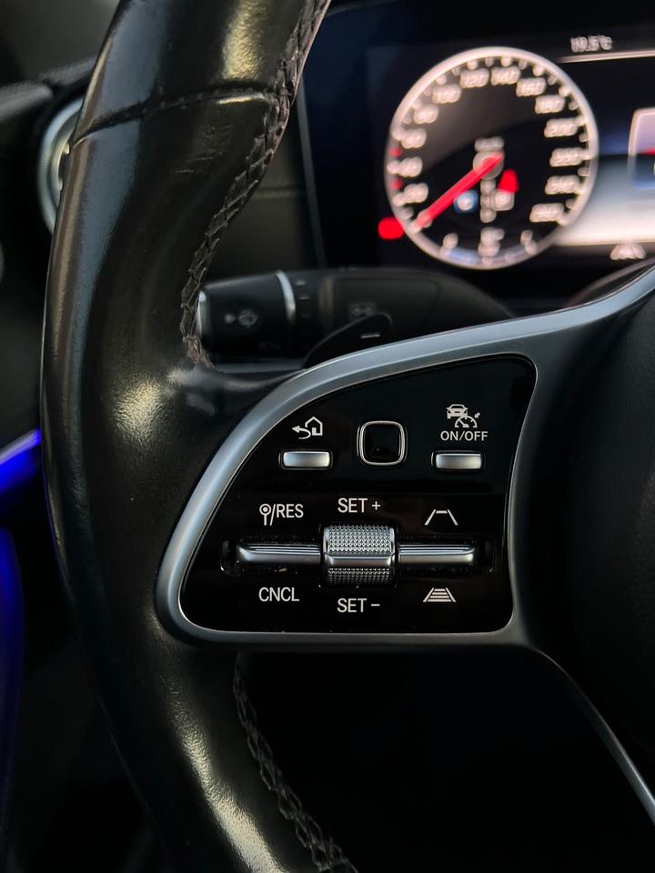2020 Mercedes-Benz E-Class 450 4MATIC Coupe AMG Package | No Accident Photo