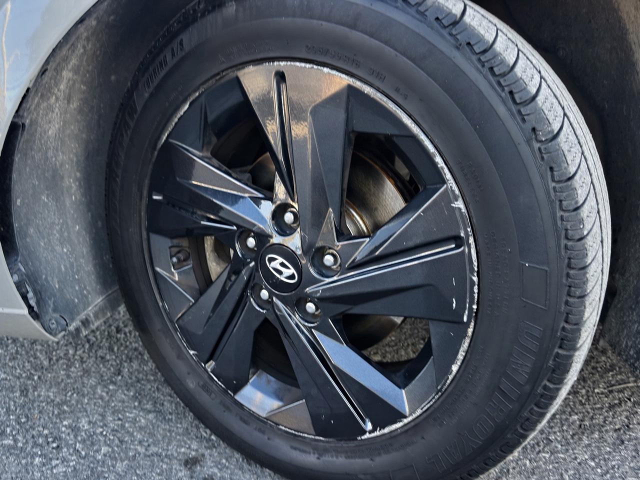 2022 Hyundai Elantra Preferred Photo