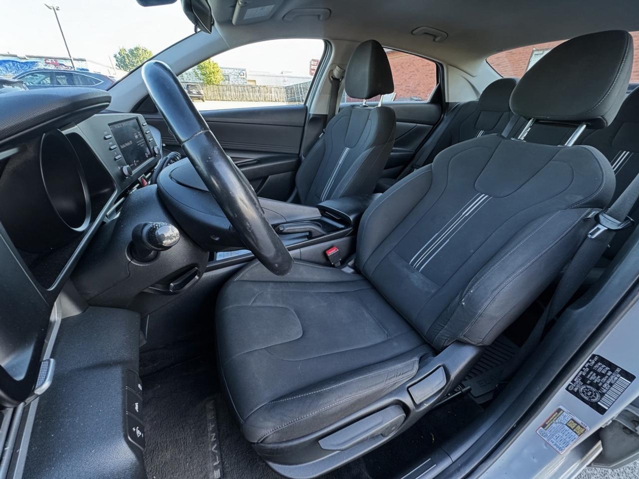 2022 Hyundai Elantra Preferred Photo