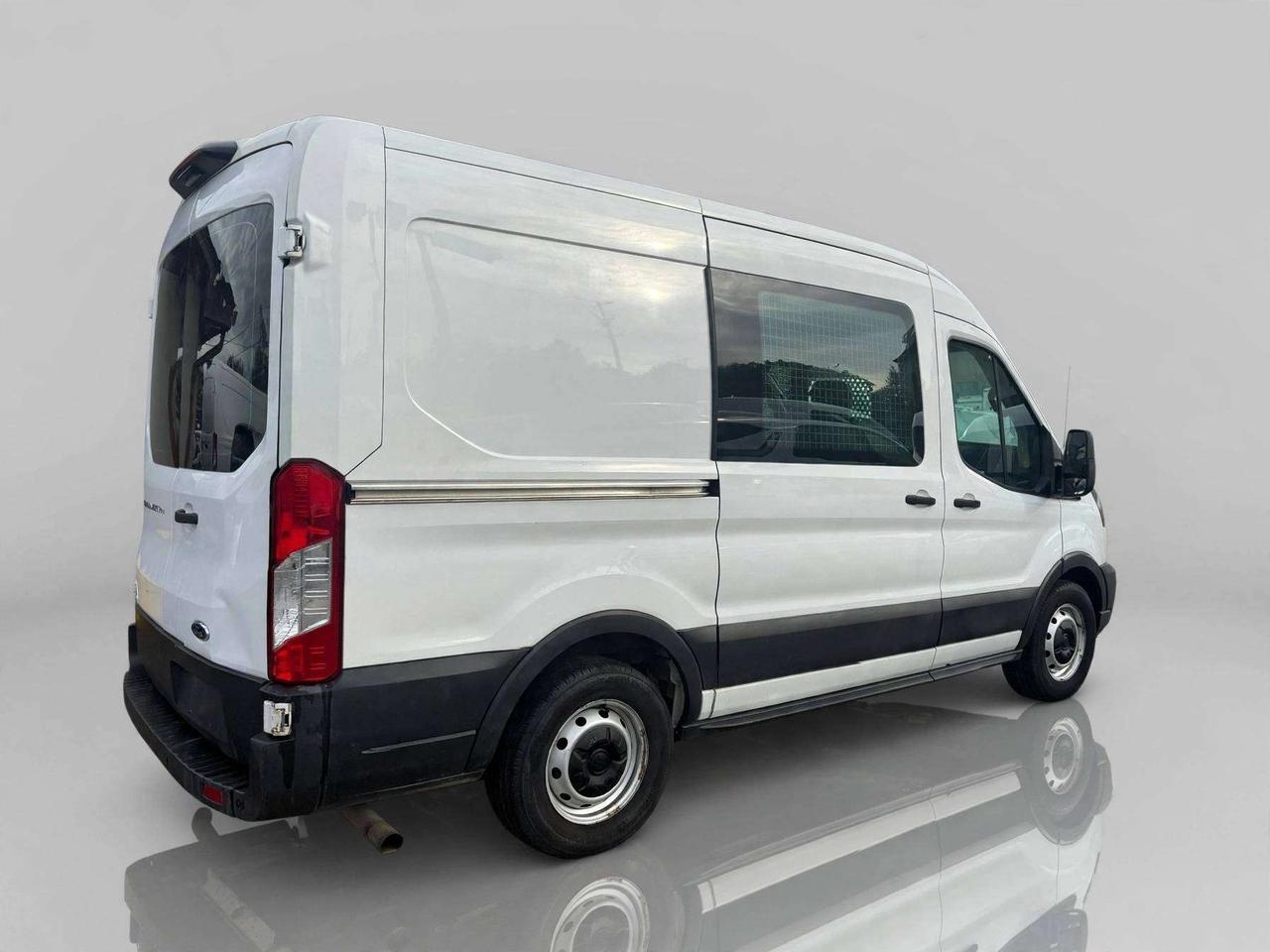 2020 Ford Transit Cargo Van Mid roof, 130 Wheel Base. Divider, Shelves Photo5