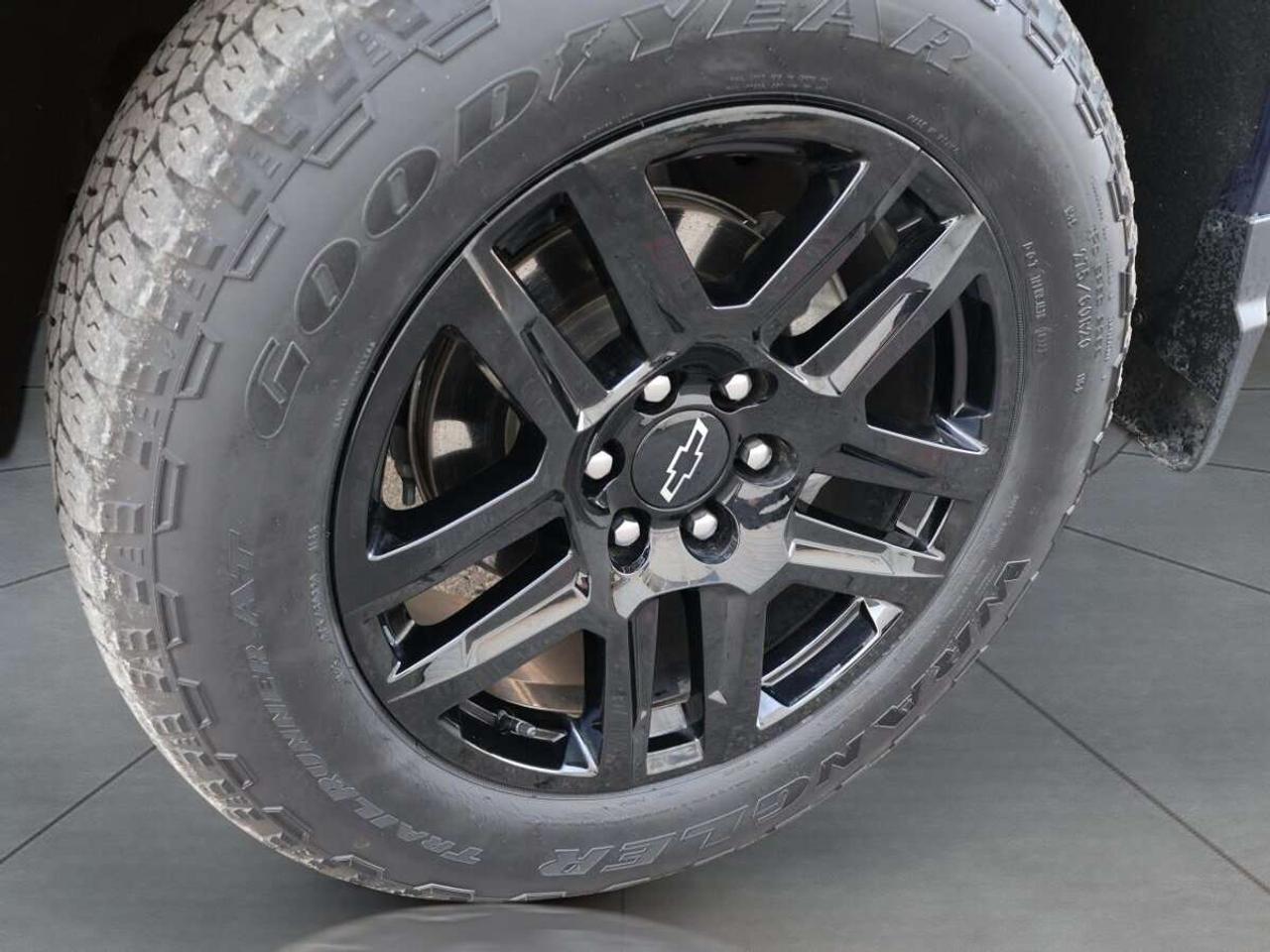 2023 Chevrolet Silverado 1500 Crew Cab 4x4 Rst Photo