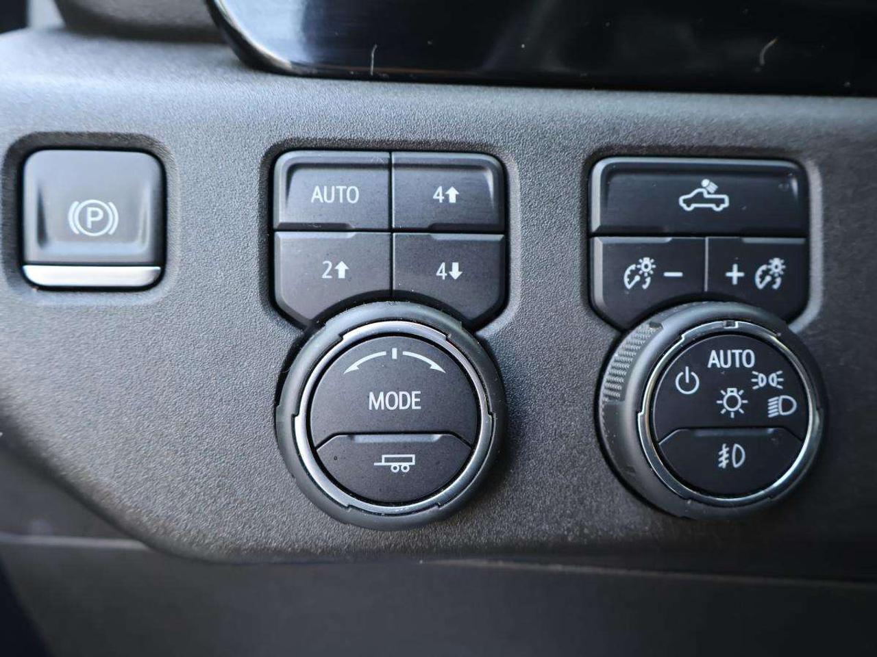 2023 Chevrolet Silverado 1500 Crew Cab 4x4 Rst Photo