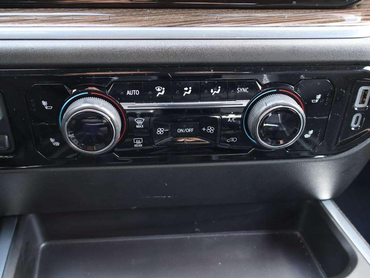 2023 Chevrolet Silverado 1500 Crew Cab 4x4 Rst Photo