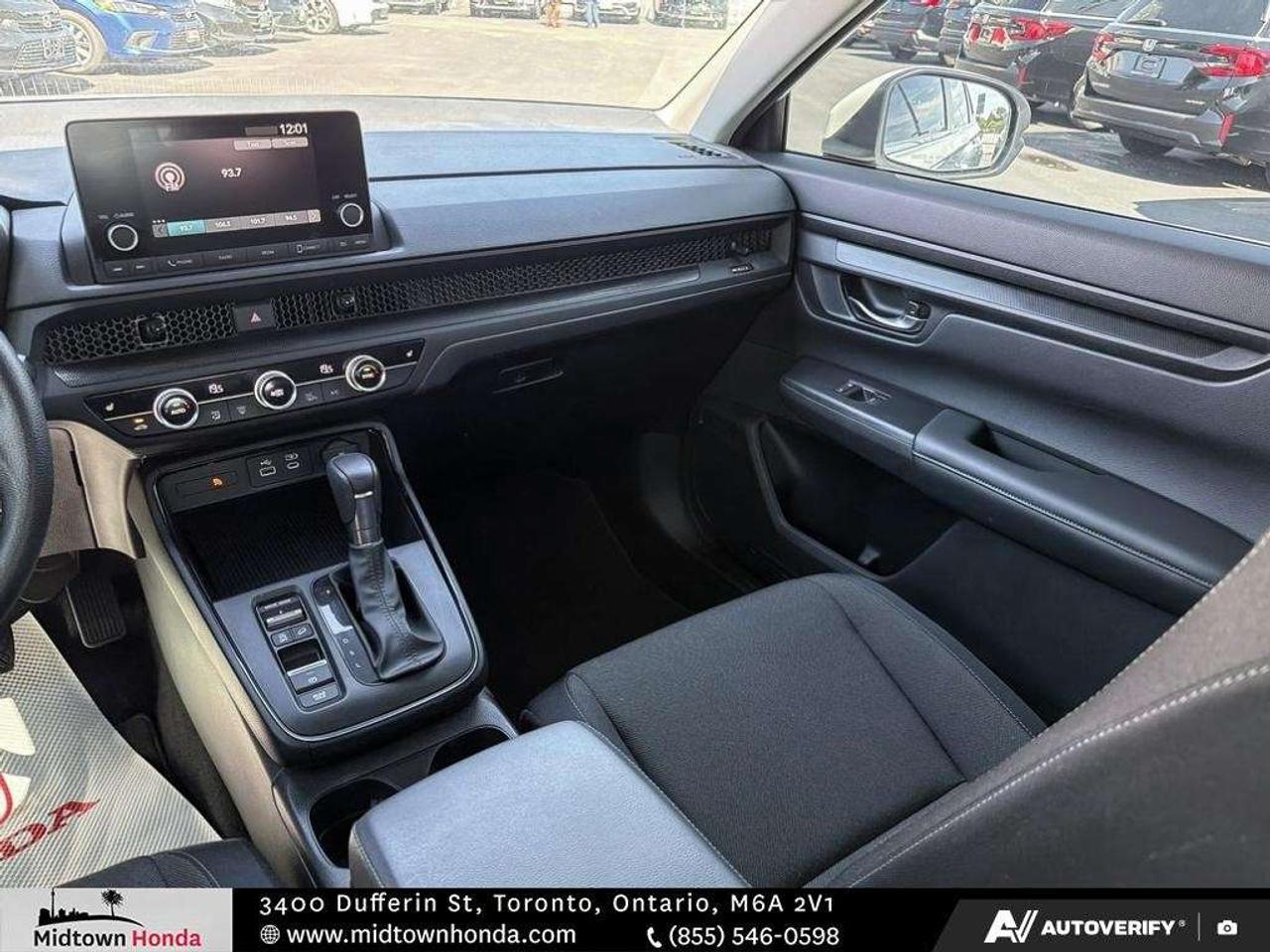 2025 Honda CR-V LX AWD Photo