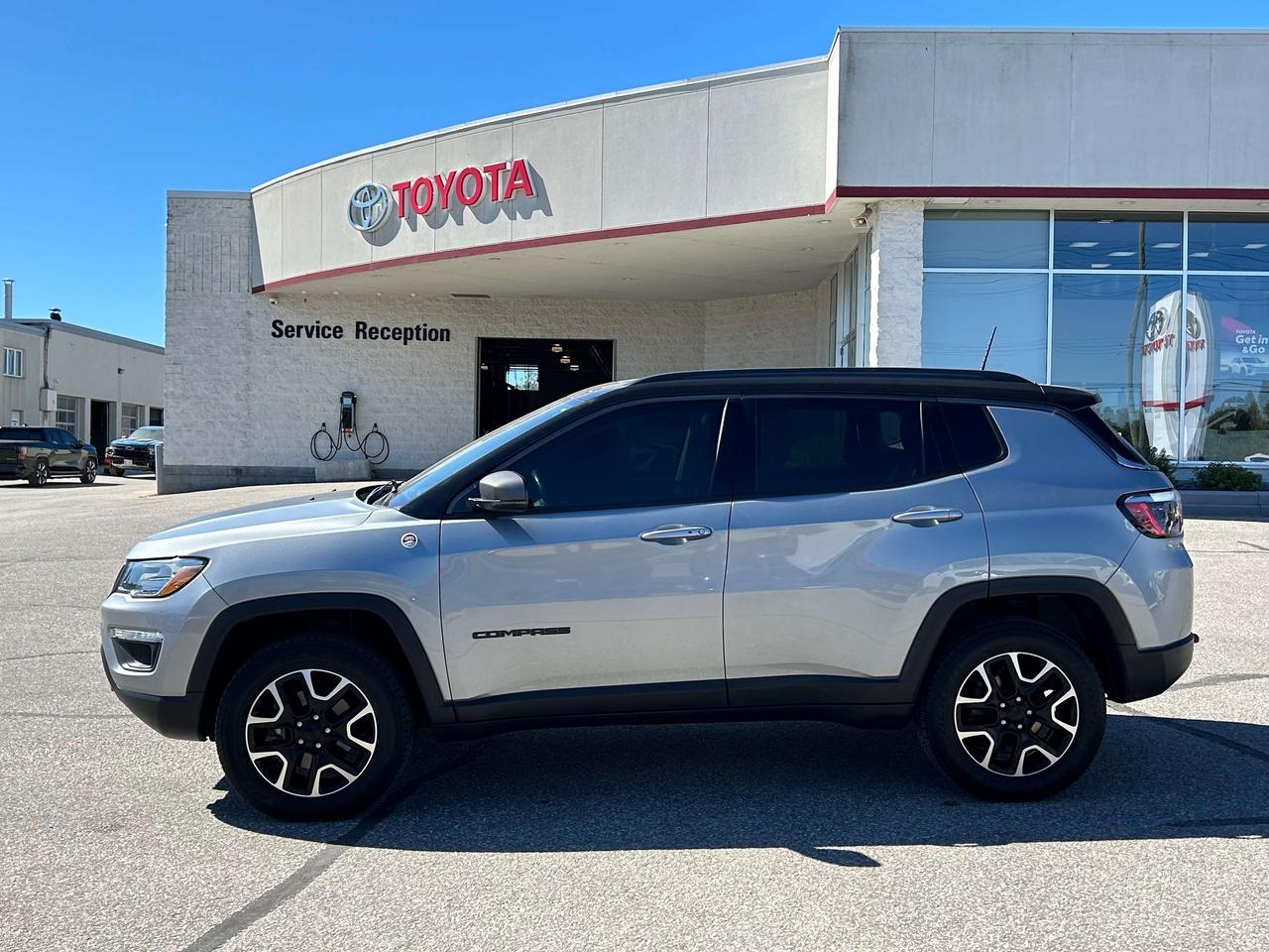2021 Jeep Compass Trailhawk   No Reported Accidents Photo5