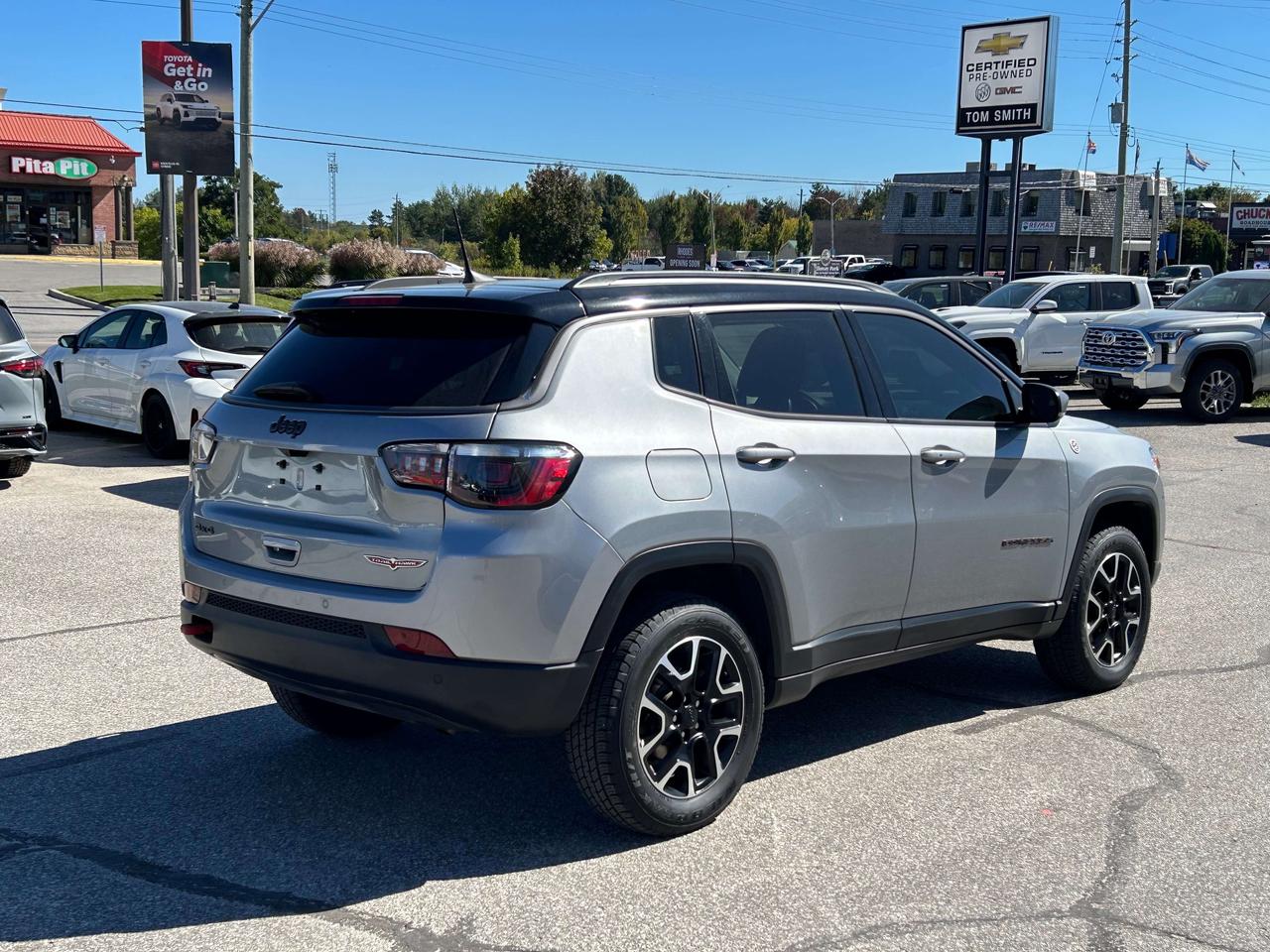 2021 Jeep Compass Trailhawk   No Reported Accidents Photo4
