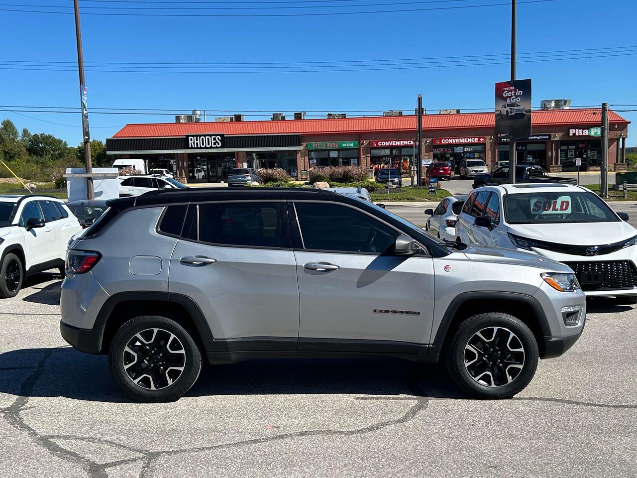 2021 Jeep Compass Trailhawk   No Reported Accidents Photo