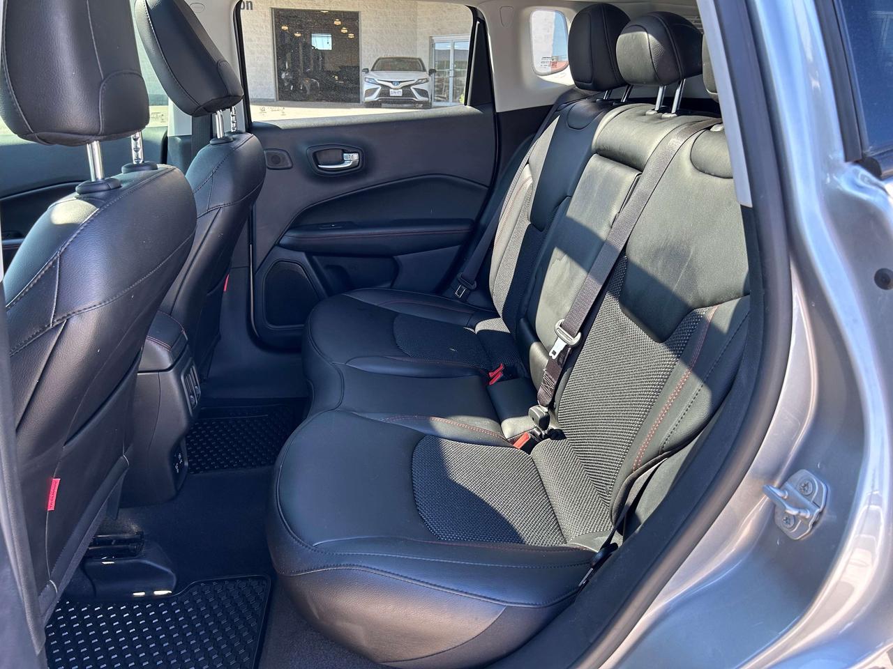 2021 Jeep Compass Trailhawk   No Reported Accidents Photo