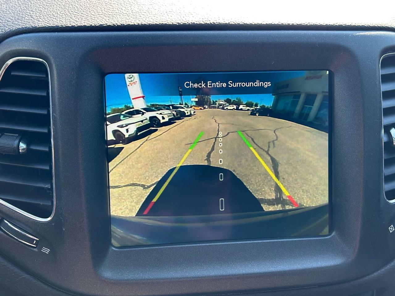 2021 Jeep Compass Trailhawk   No Reported Accidents Photo