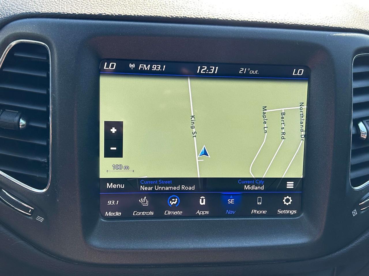 2021 Jeep Compass Trailhawk   No Reported Accidents Photo