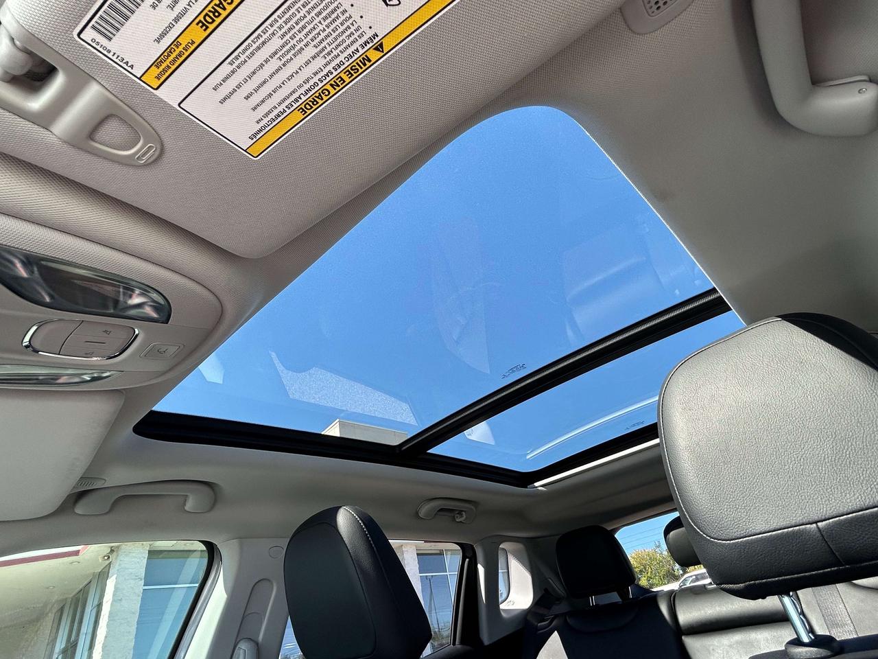 2021 Jeep Compass Trailhawk   No Reported Accidents Photo