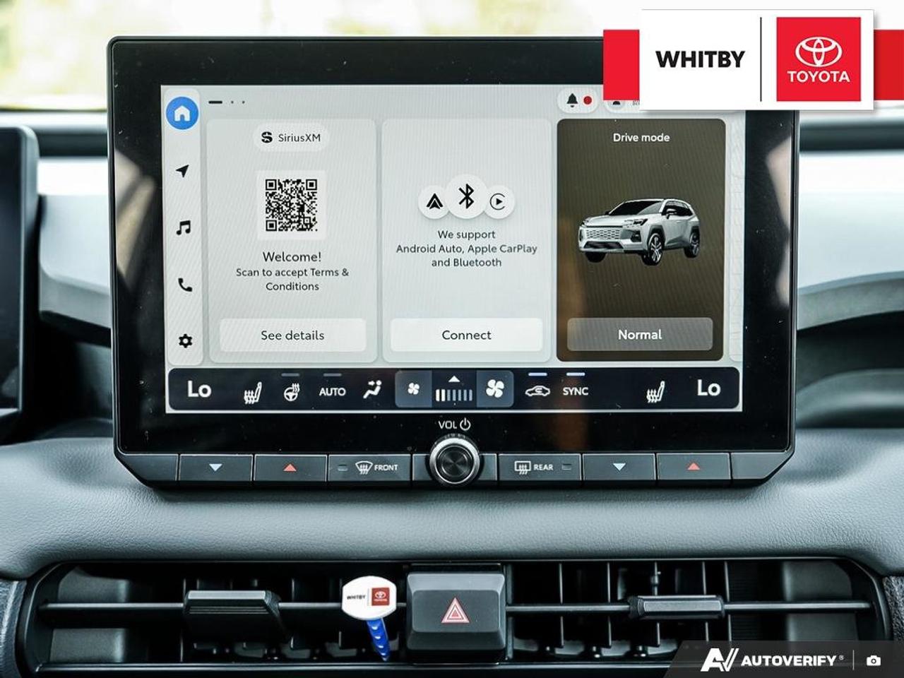 2026 Toyota RAV4 XLE Hybrid 2.5L Photo