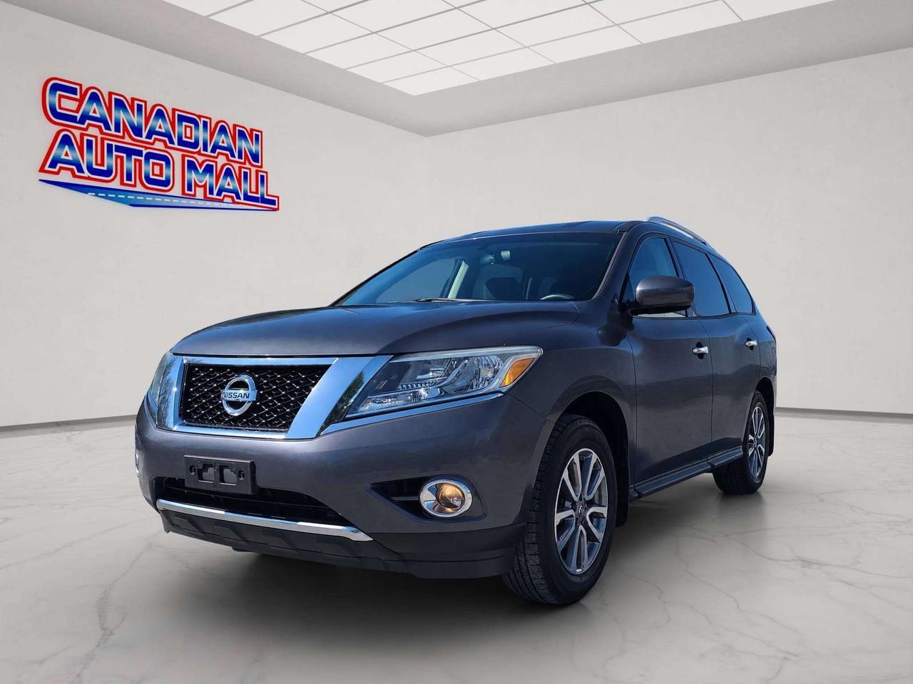 2014 Nissan Pathfinder SV AWD, HTD. SEATS, A/C, BT, CAMERA, JUST 76K! Photo