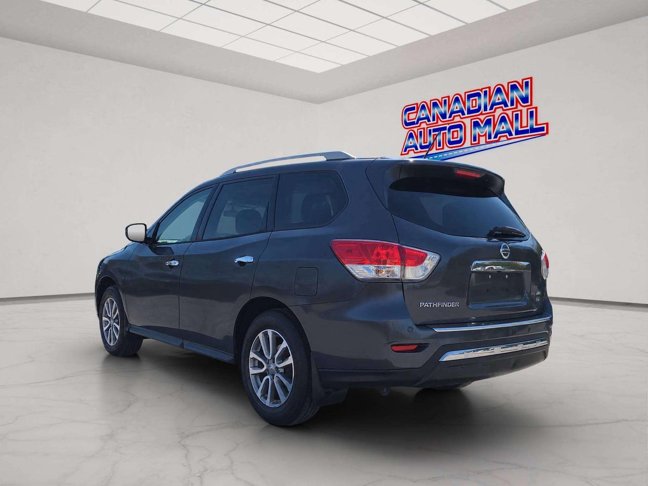 2014 Nissan Pathfinder SV AWD, HTD. SEATS, A/C, BT, CAMERA, JUST 76K! Photo