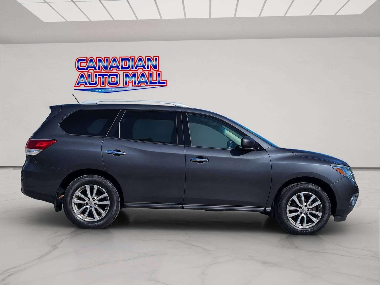 2014 Nissan Pathfinder SV AWD, HTD. SEATS, A/C, BT, CAMERA, JUST 76K! Photo