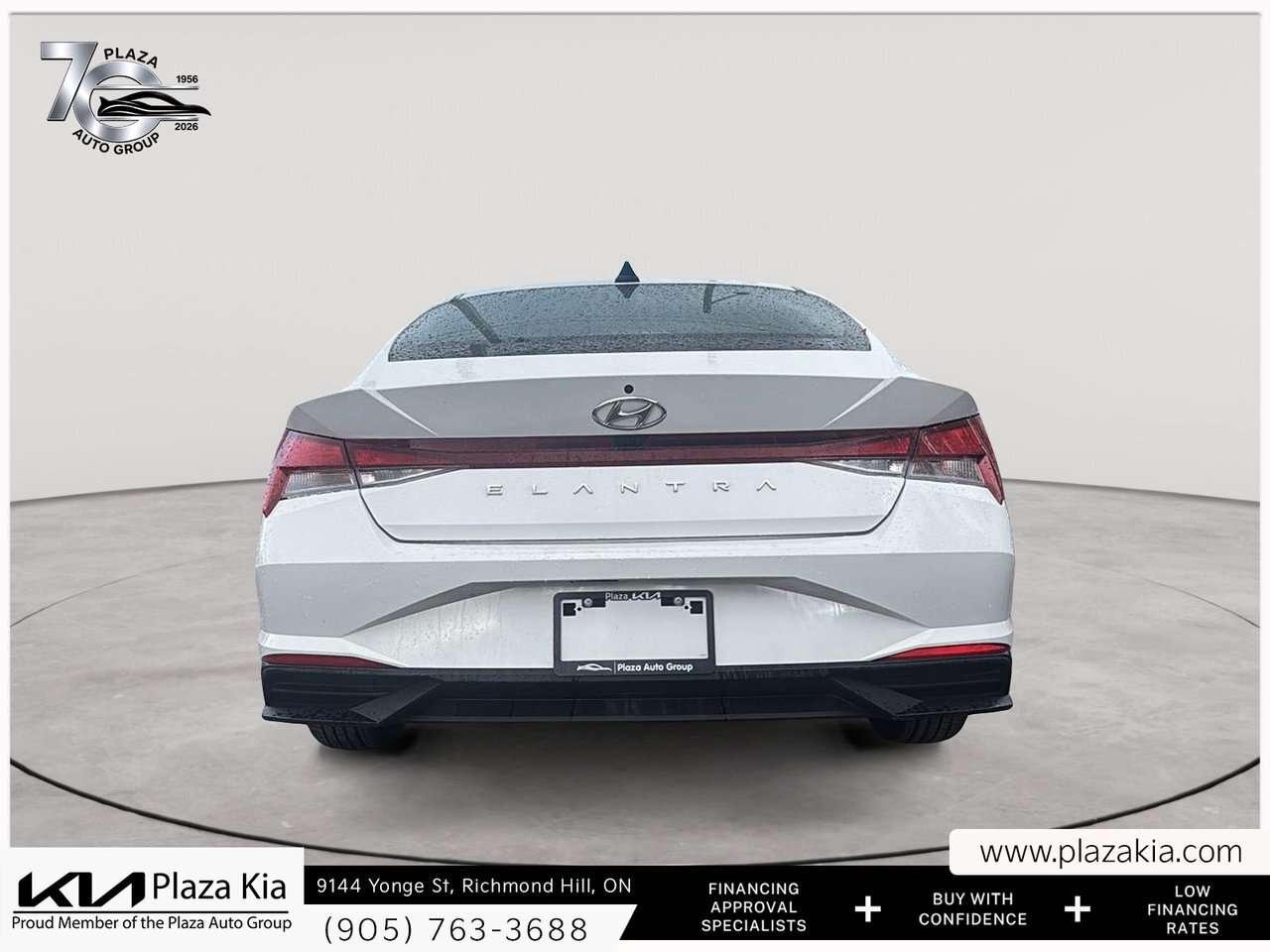 2023 Hyundai Elantra Preferred IVT Photo