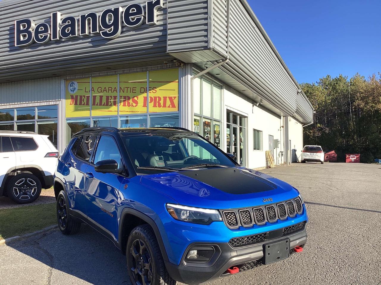 2023 Jeep Compass Trailhawk Elite Photo0