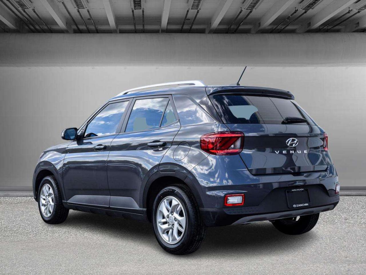 2023 Hyundai Venue PREFERRED   1owner, Full Serv Recs, No Accidents Photo