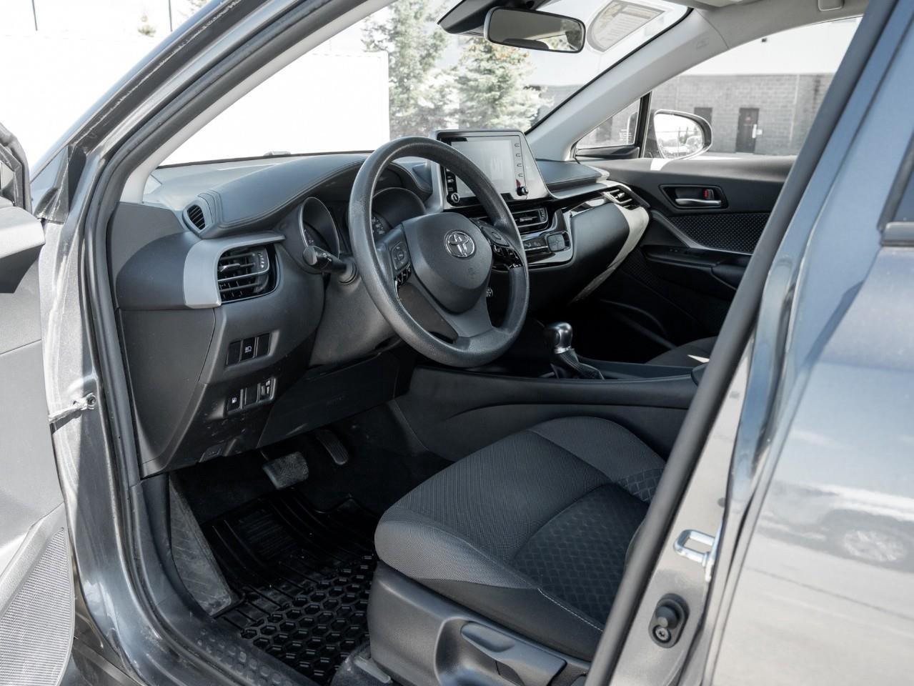 2021 Toyota C-HR LE 4dr Front-Wheel Drive Sport Utility Photo