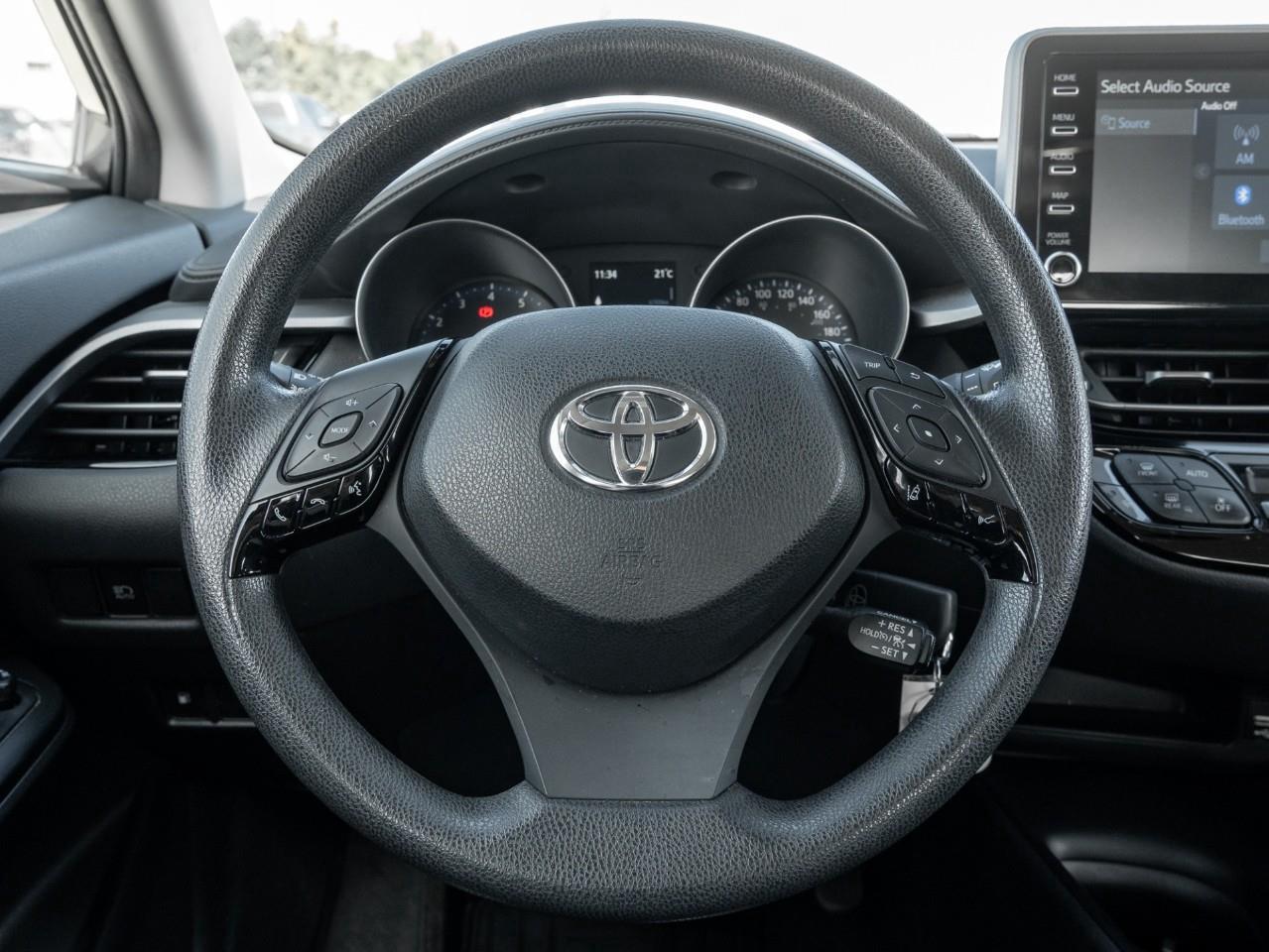 2021 Toyota C-HR LE 4dr Front-Wheel Drive Sport Utility Photo