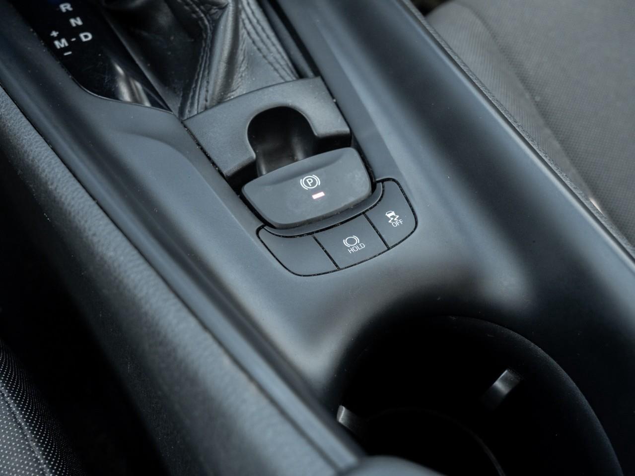 2021 Toyota C-HR LE 4dr Front-Wheel Drive Sport Utility Photo