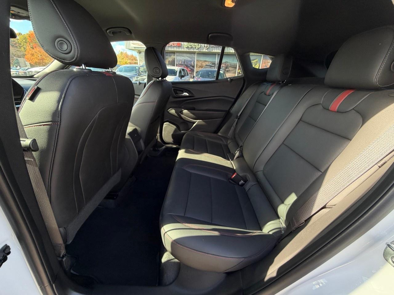 2025 Chevrolet Trax FWD 4dr 2RS Photo