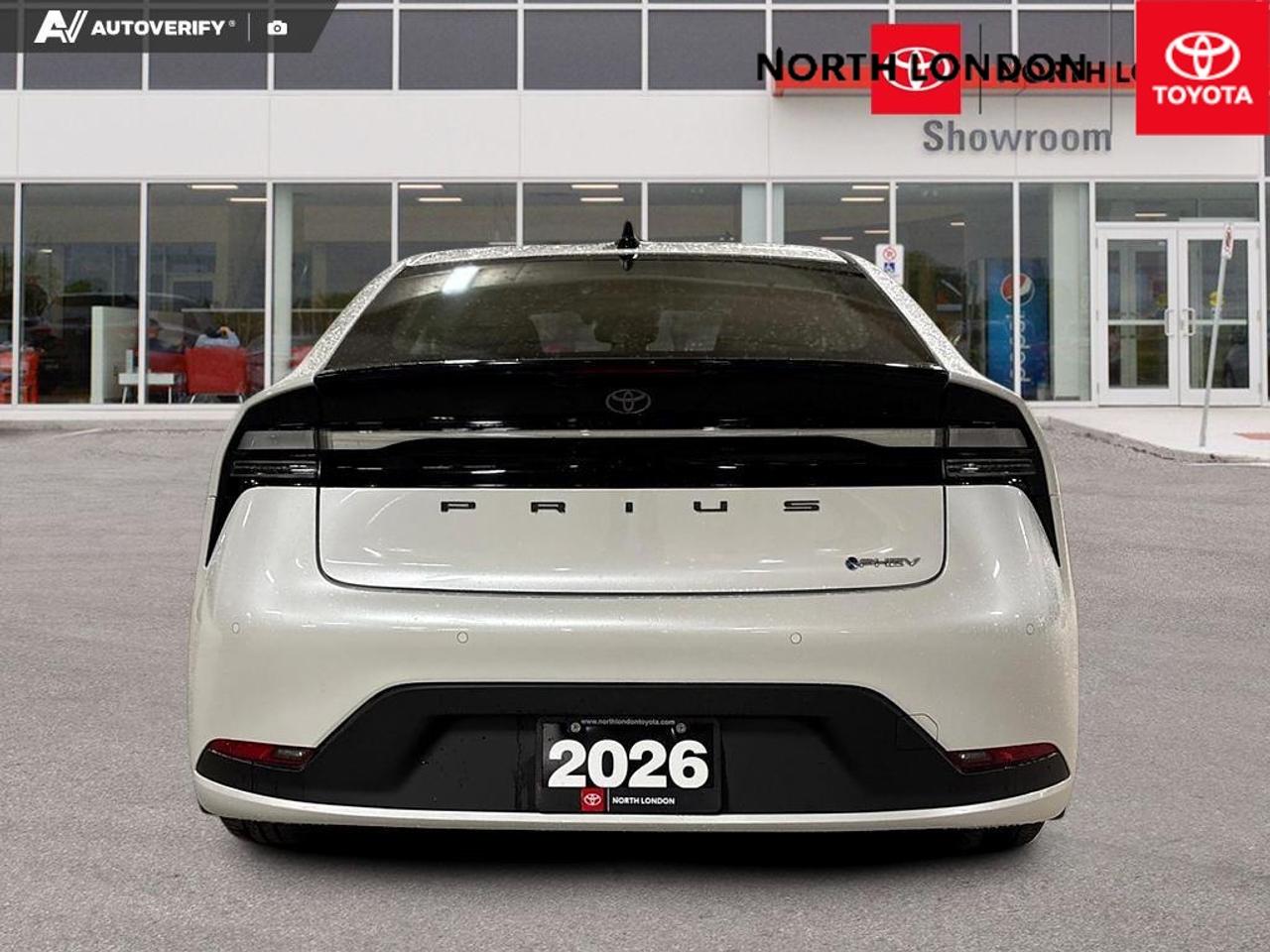 2026 Toyota Prius Plug-In Hybrid SE 5dr Hatchback Photo4