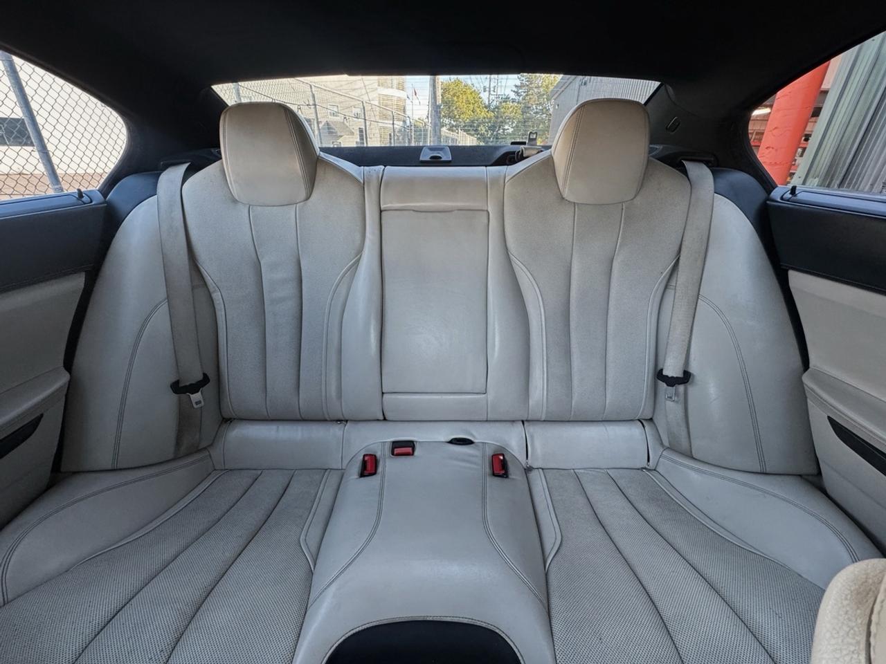 2014 BMW 6 Series 650i xDrive Photo