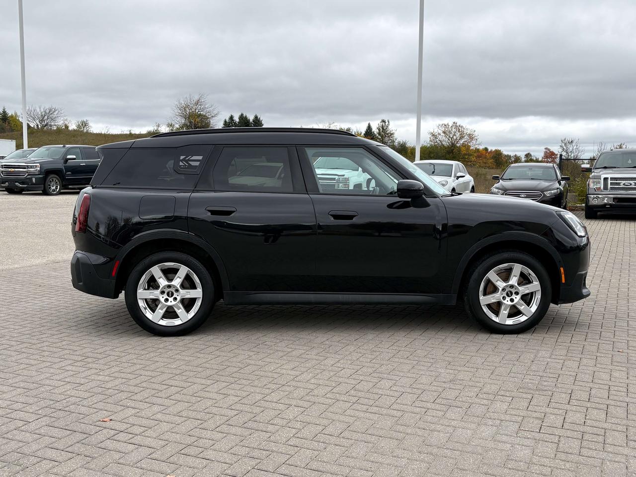 2025 MINI Countryman S ALL4   Nav   Heated Seats & Steering Wheel   HUD Photo