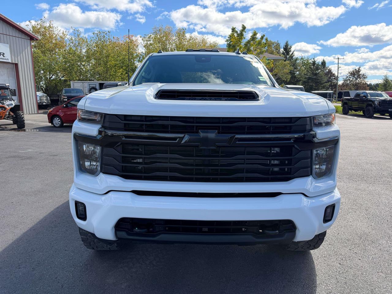 2025 Chevrolet Silverado 3500 LT Photo