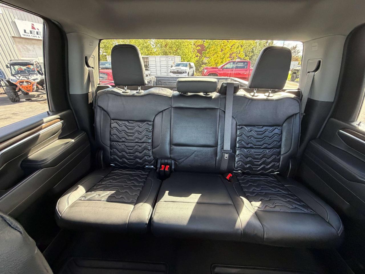 2025 Chevrolet Silverado 3500 LT Photo