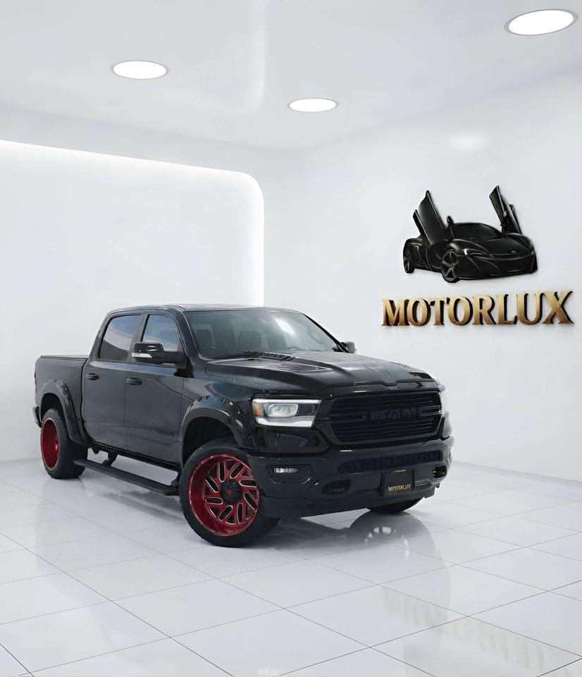 2019 RAM 1500 Laramie 4x4 Crew Cab 5'7 Box Photo0