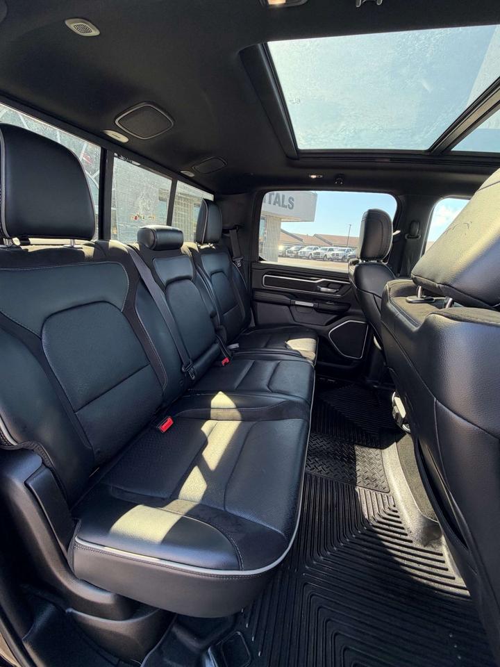 2019 RAM 1500 Laramie 4x4 Crew Cab 5'7 Box Photo