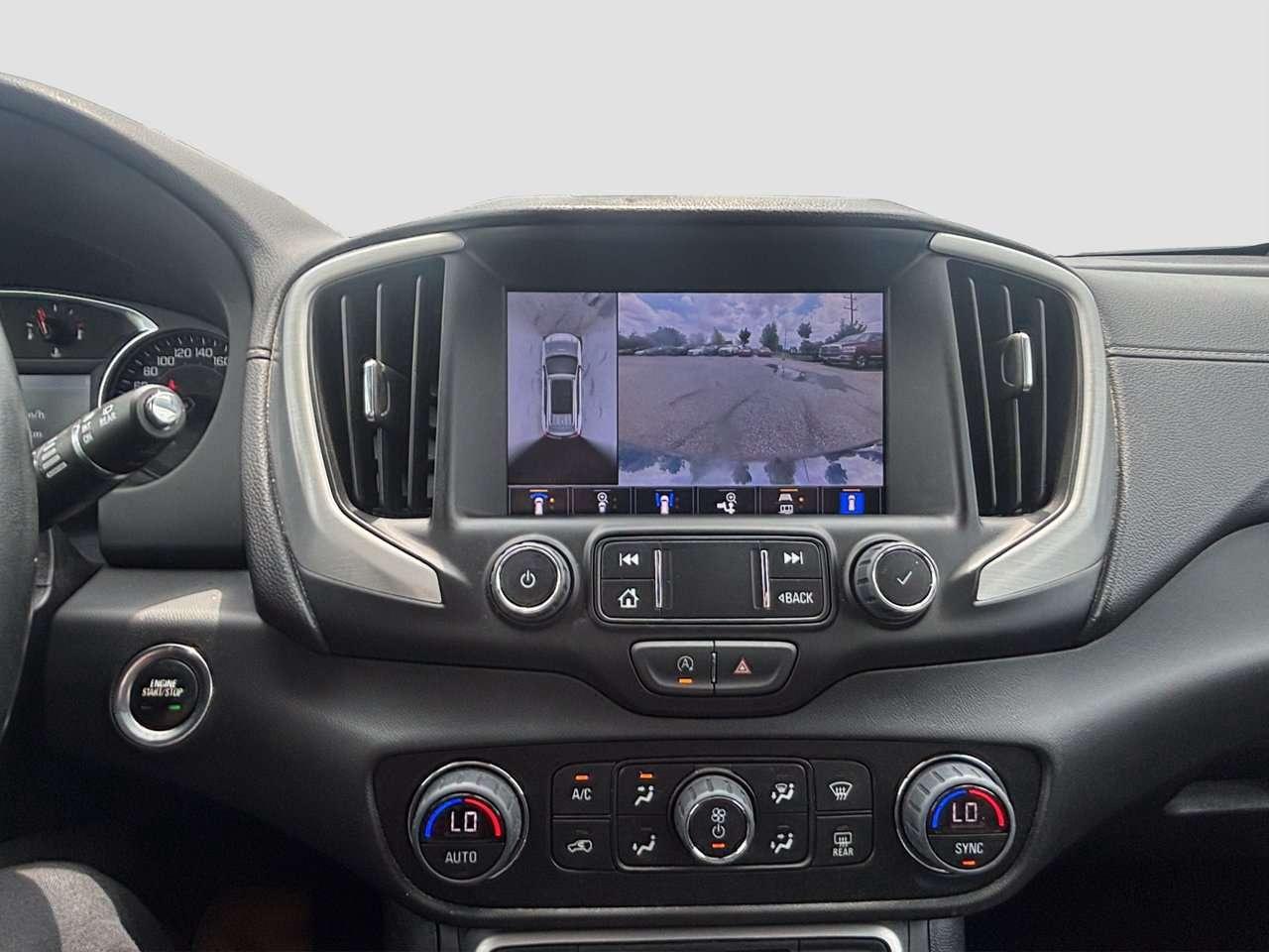 2023 GMC Terrain SLT Photo
