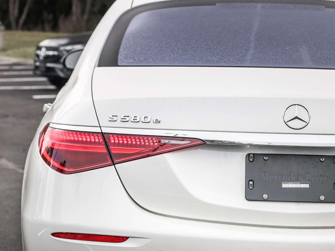 2023 Mercedes-Benz S-Class S 580e Photo