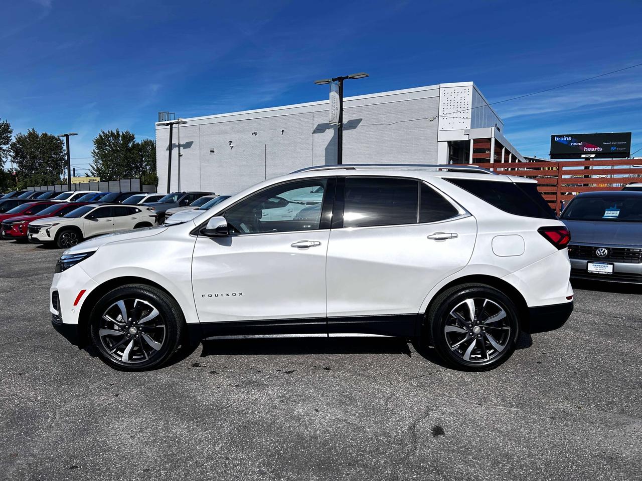 2023 Chevrolet Equinox Premier AWD Photo