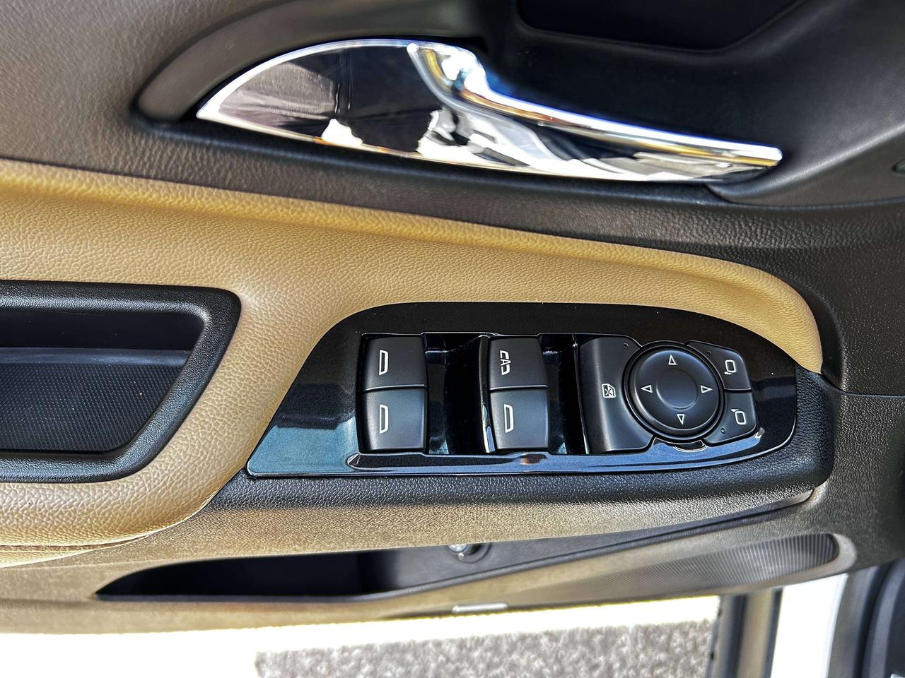 2023 Chevrolet Equinox Premier AWD Photo