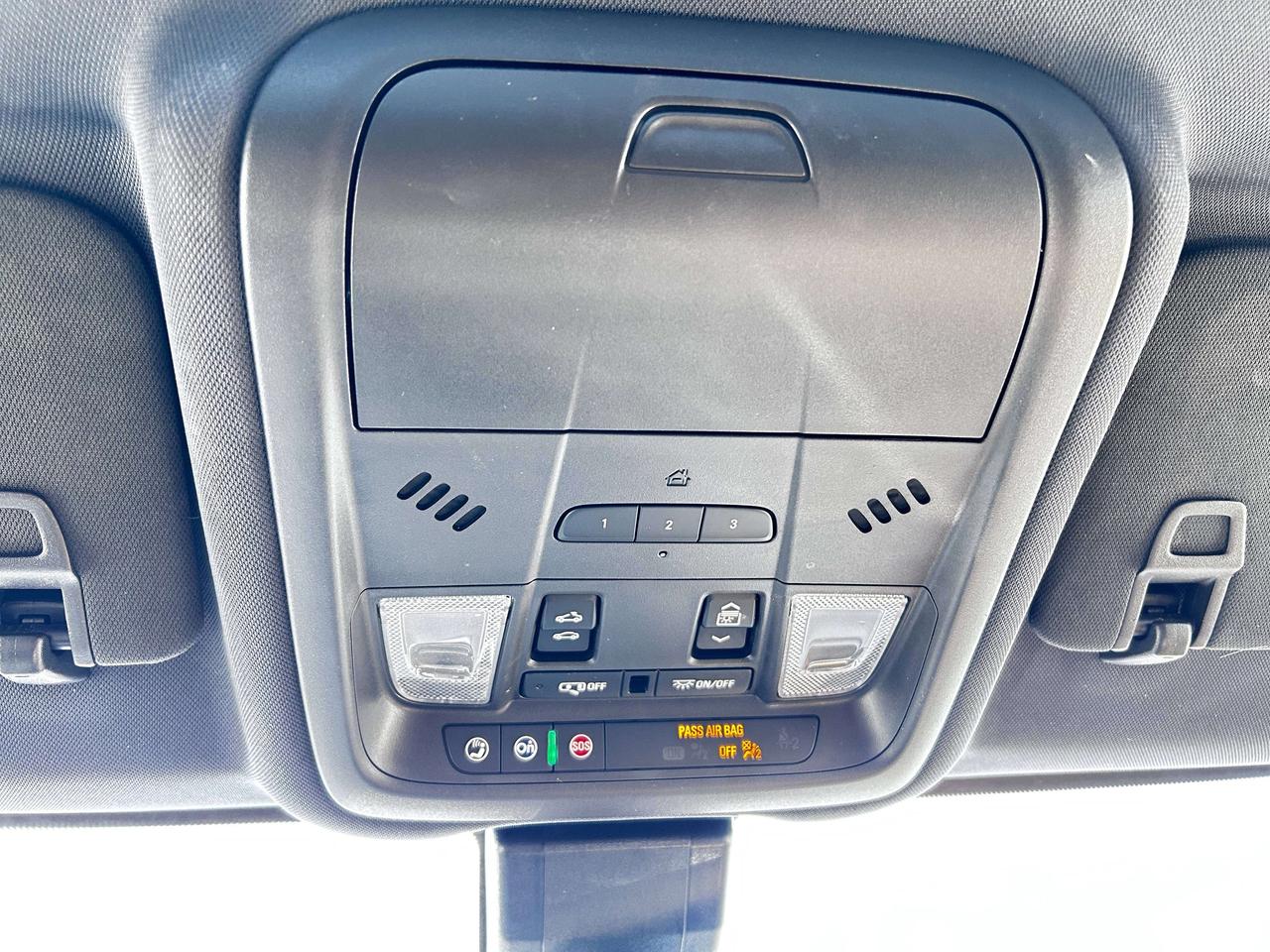 2023 Chevrolet Equinox Premier AWD Photo