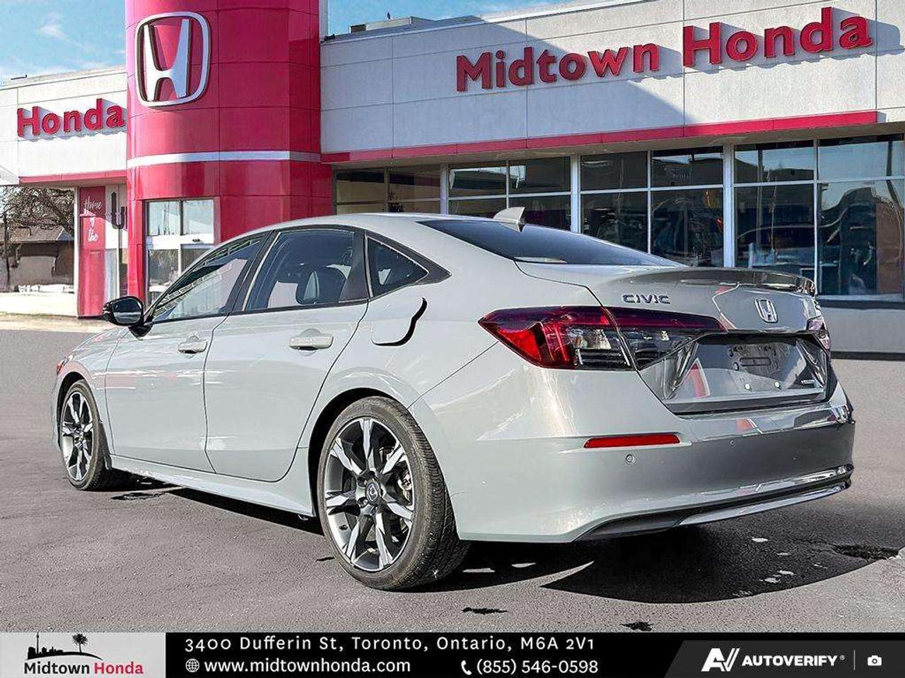 2025 Honda Civic Sport Touring eCVT Sedan Photo